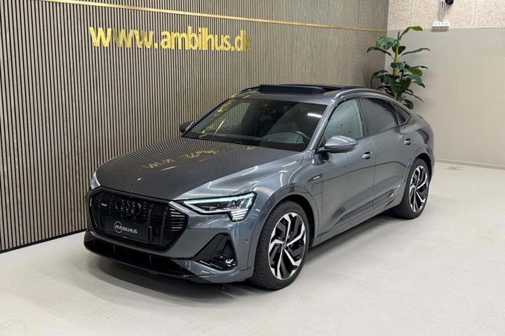 Grøn Audi e-tron fra 2022