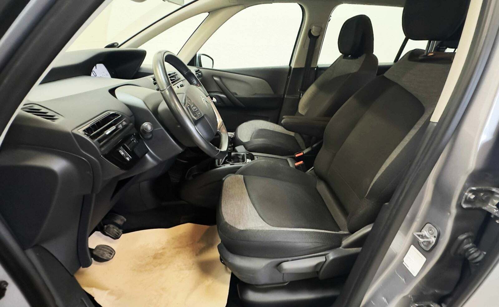 Citroën Grand C4 SpaceTourer 1,2 PureTech 130 Platinum 7prs