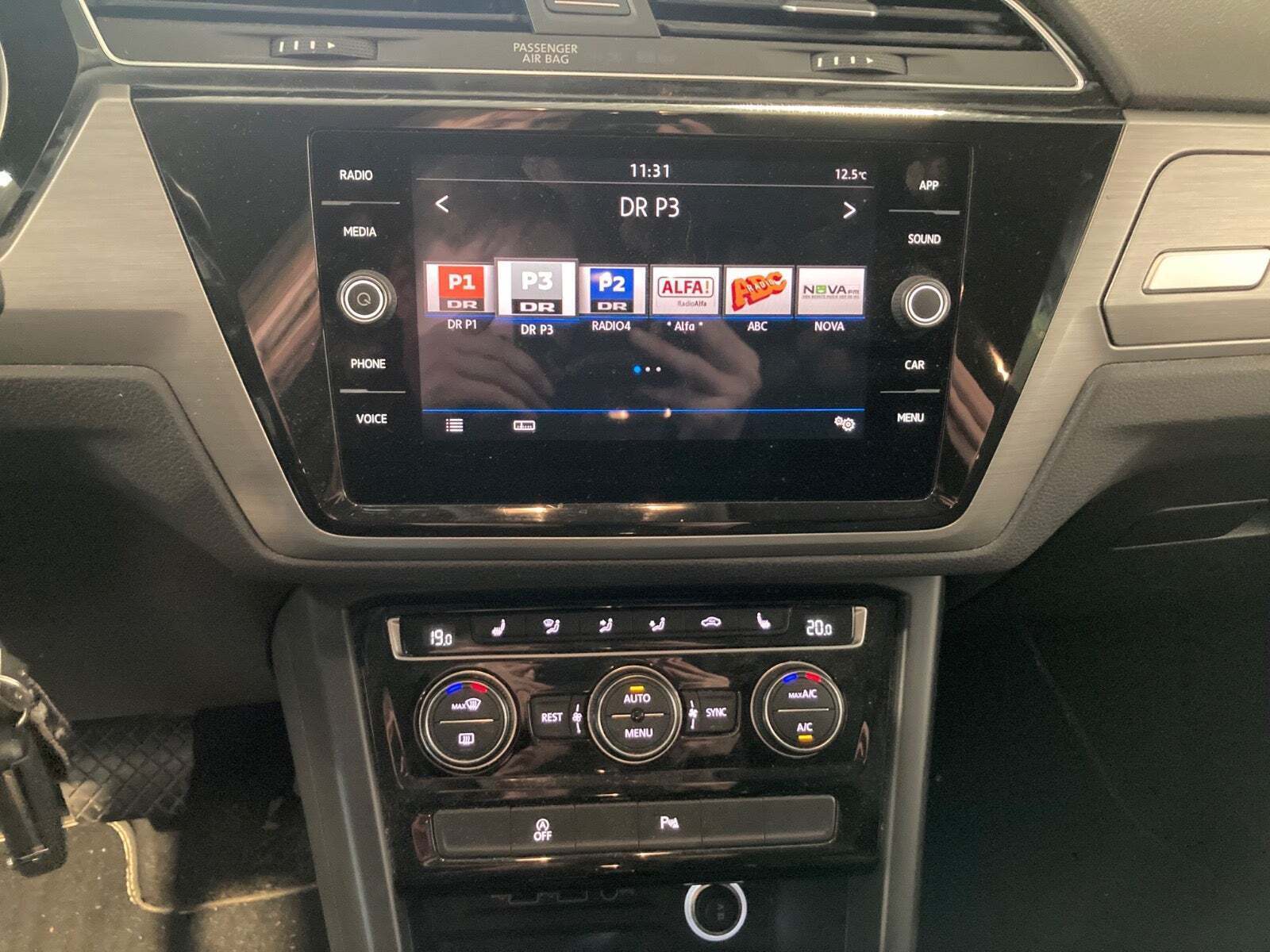 Sort VW Touran fra 2018