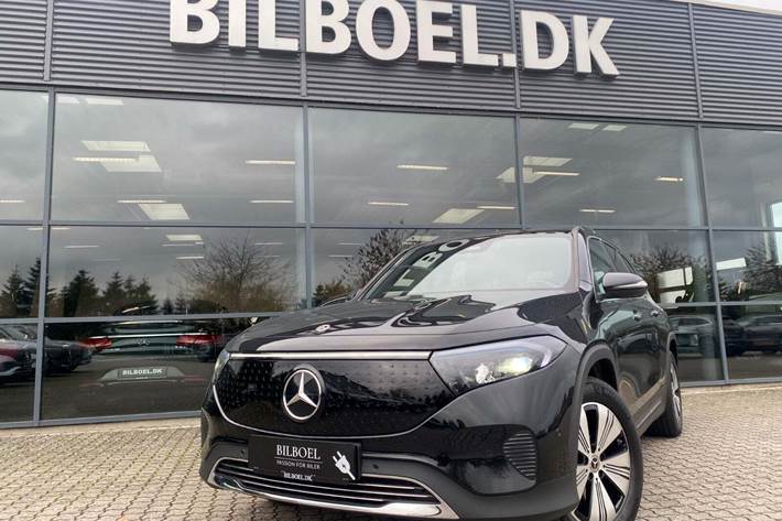 Sort Mercedes EQB250+ fra 2024