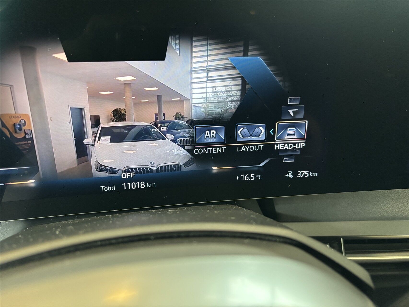 Blå BMW iX fra 2025