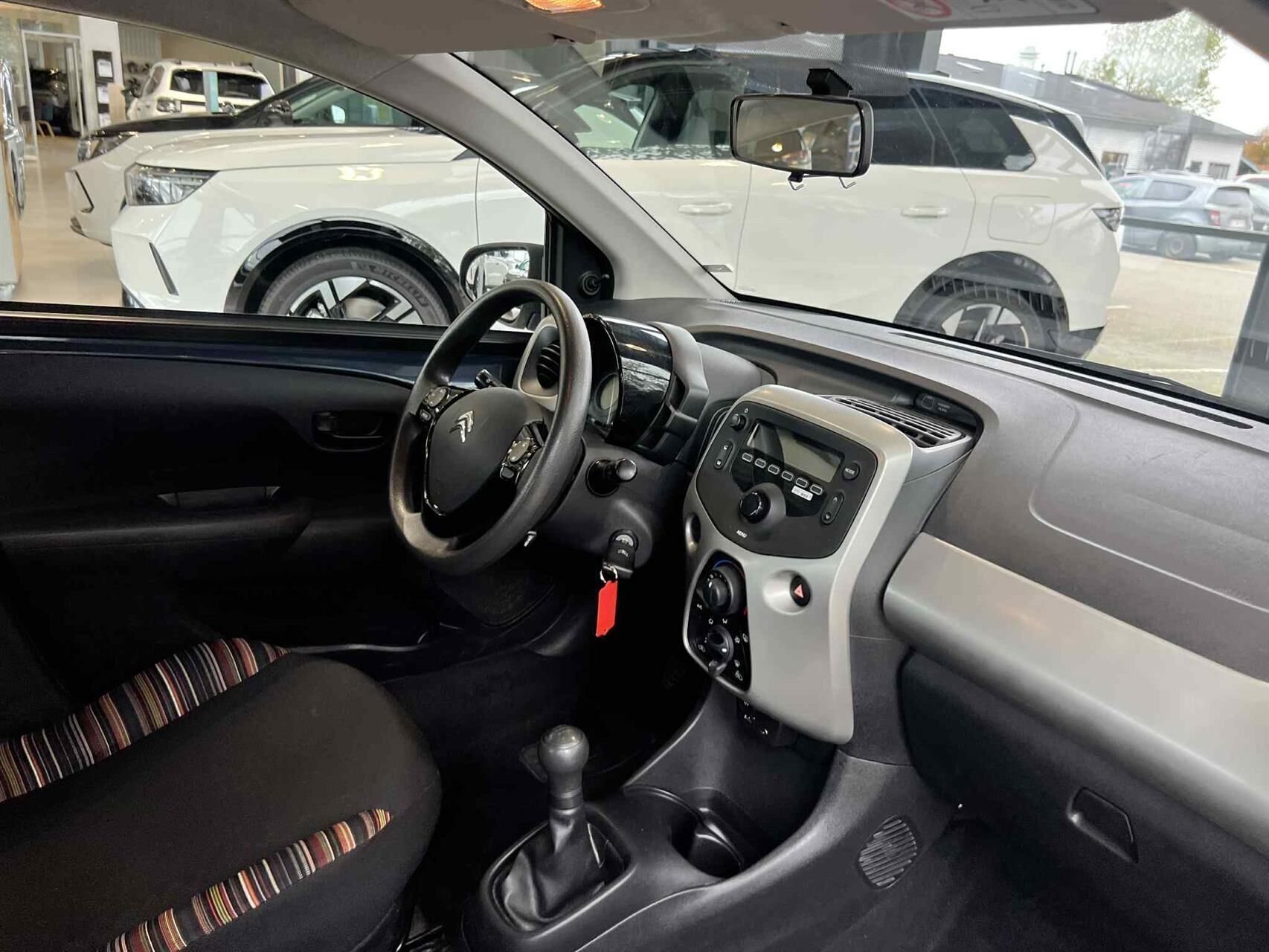 Grå Citroën C1 fra 2014