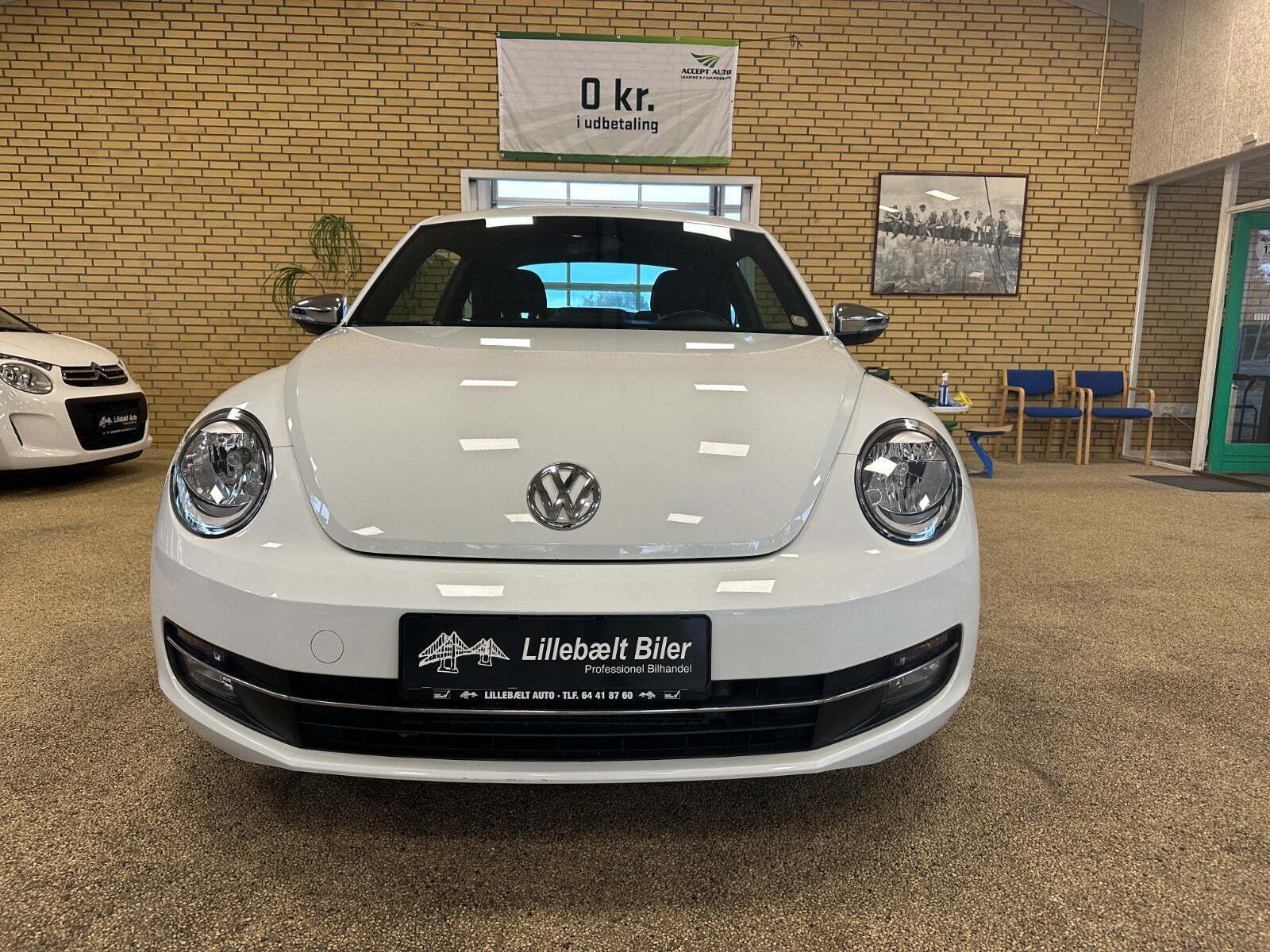 Hvid VW The Beetle fra 2015