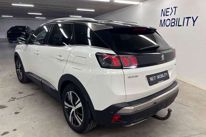 Hvid Peugeot 3008 fra 2020