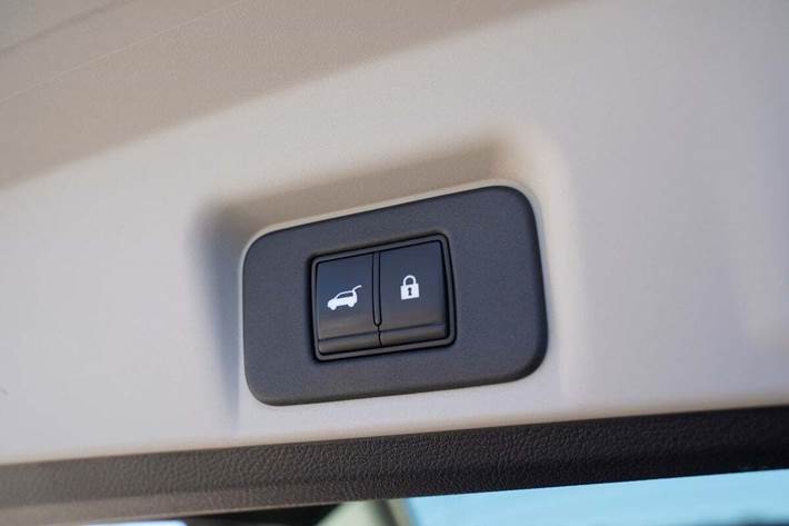 Orange Nissan Ariya fra 2022