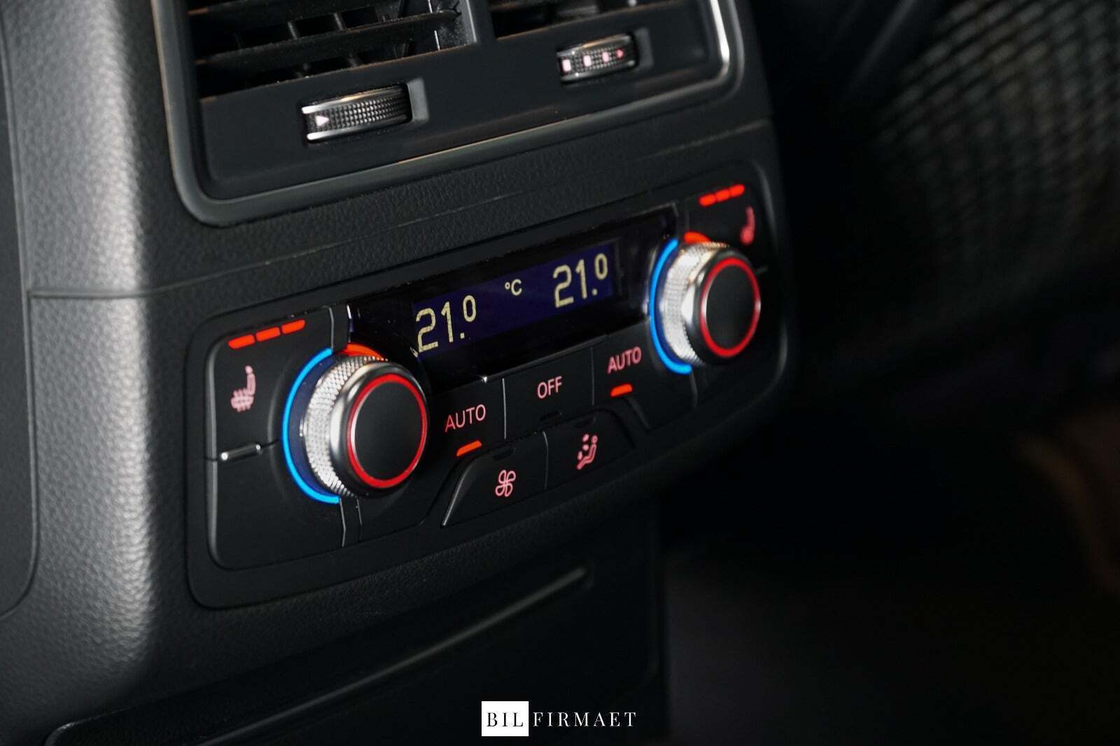 Grå Audi RS6 fra 2017