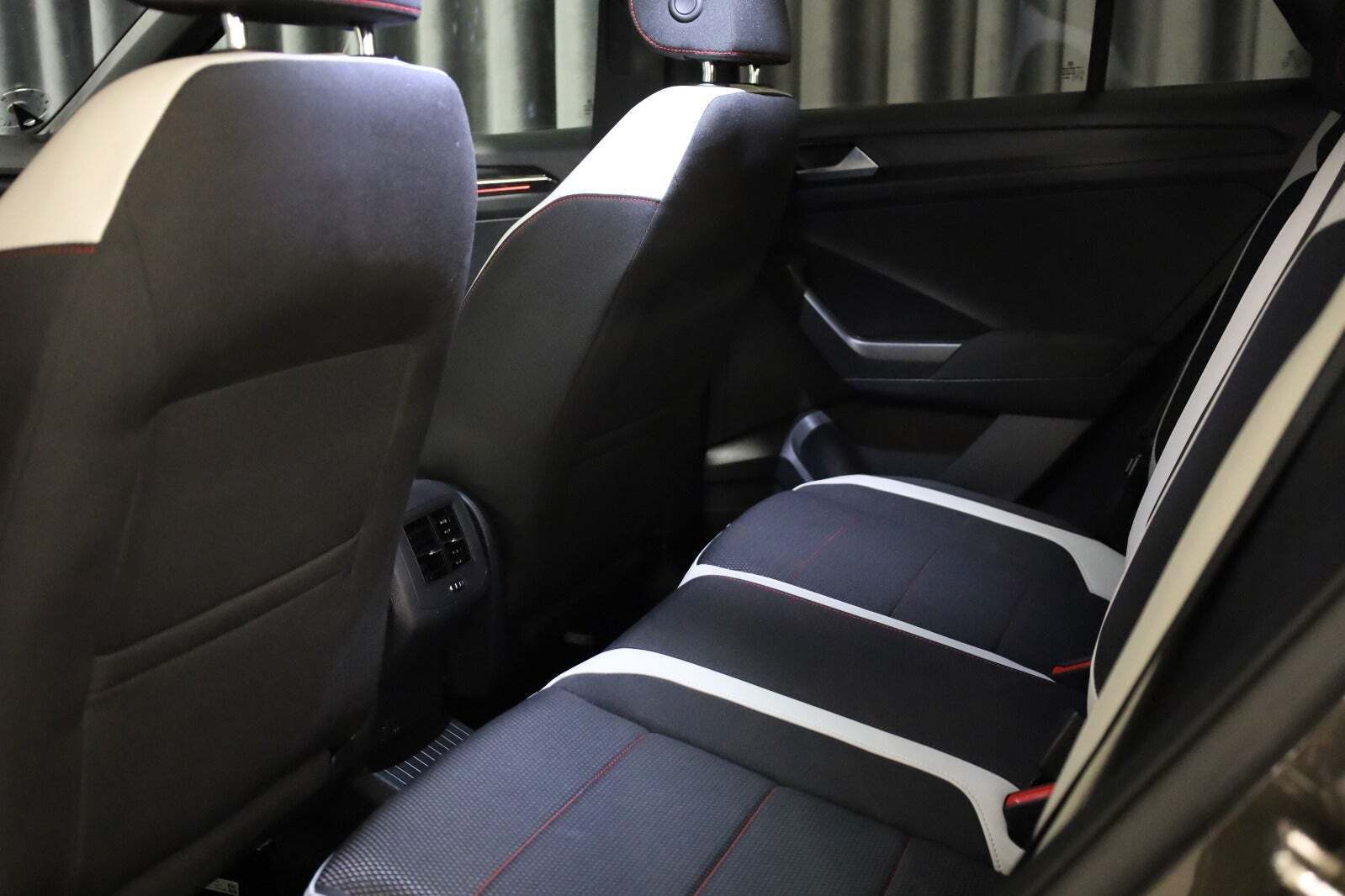 Brun VW T-Roc fra 2020