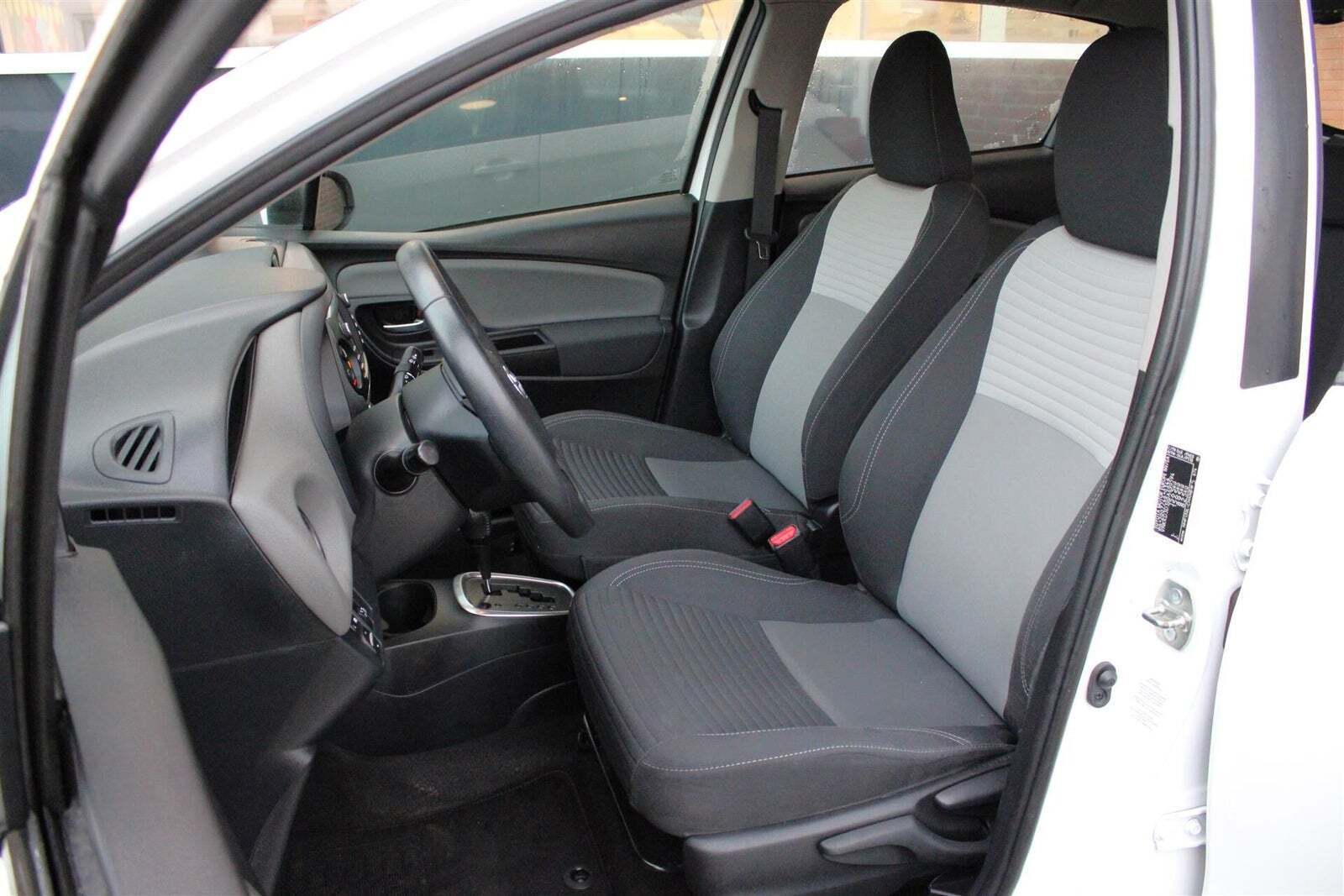 Toyota Yaris 1,5 Hybrid H2 e-CVT