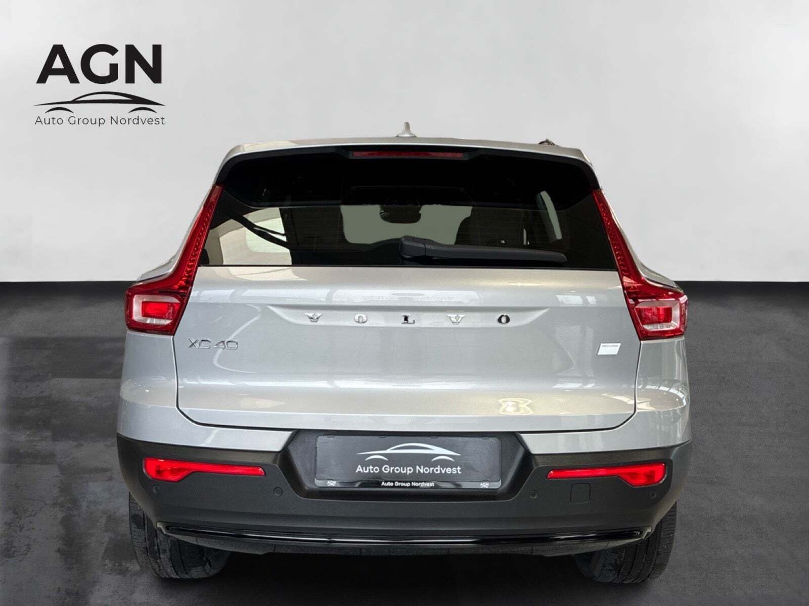 Volvo XC40 P6 ReCharge Core