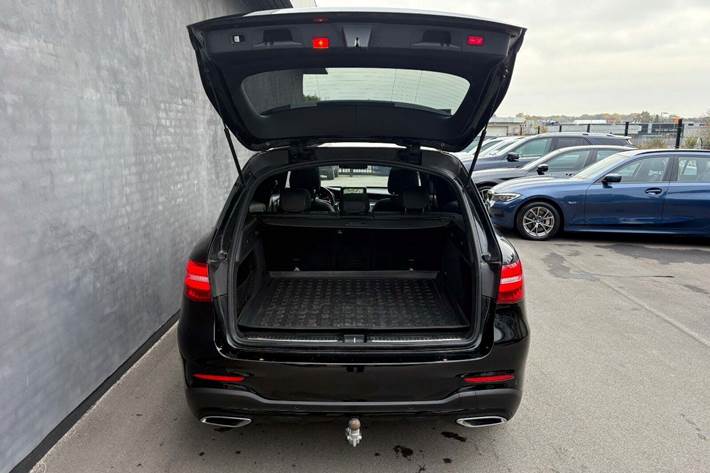 Sort Mercedes GLC350 d fra 2018