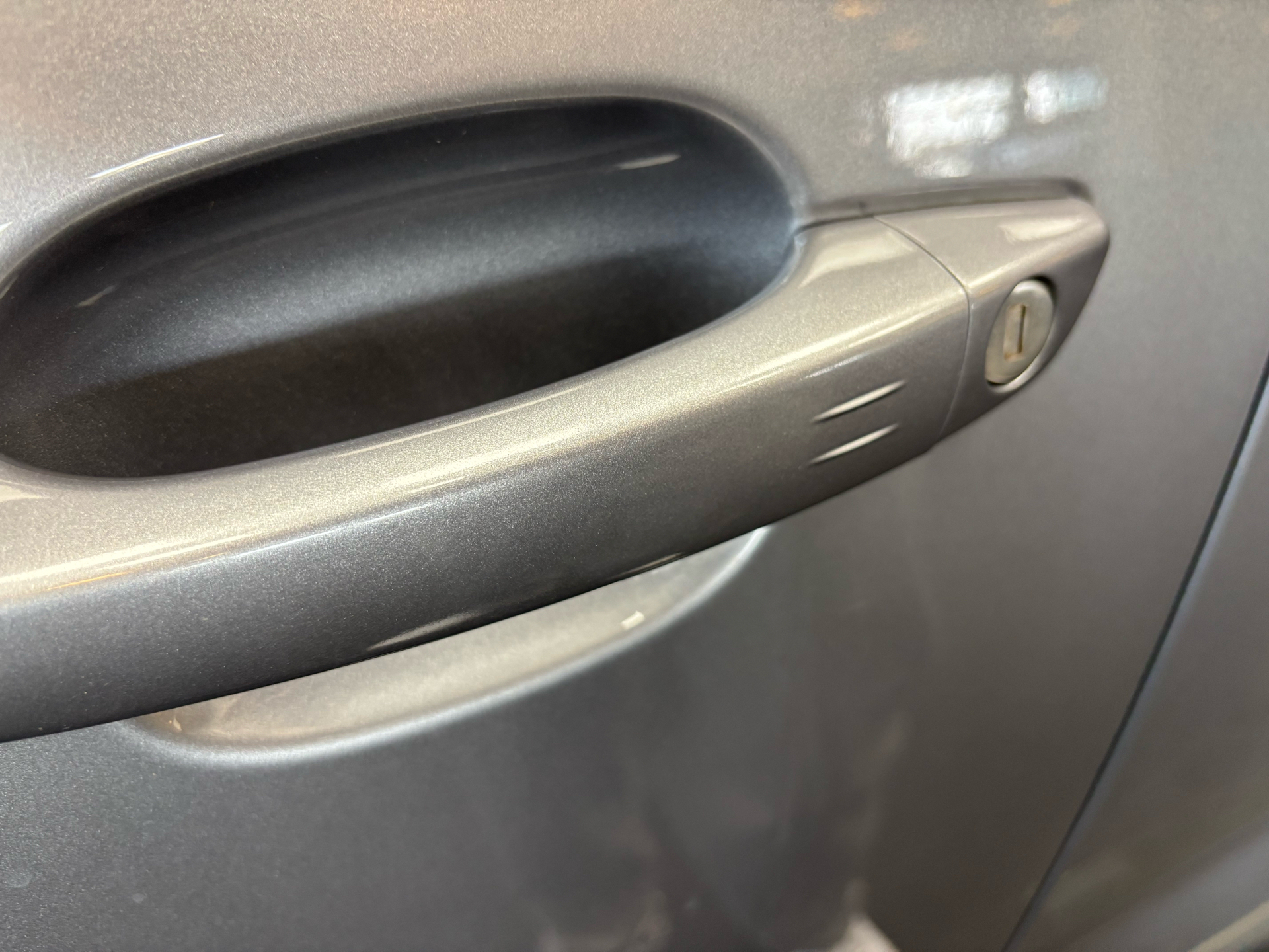 Grå Citroën ë-Berlingo fra 2023