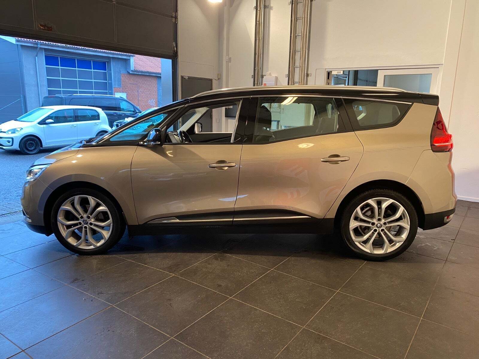 Renault Grand Scenic IV 1,5 dCi 110 Zen EDC 7prs