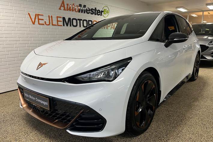 Hvid Cupra Born fra 2022 set udefra