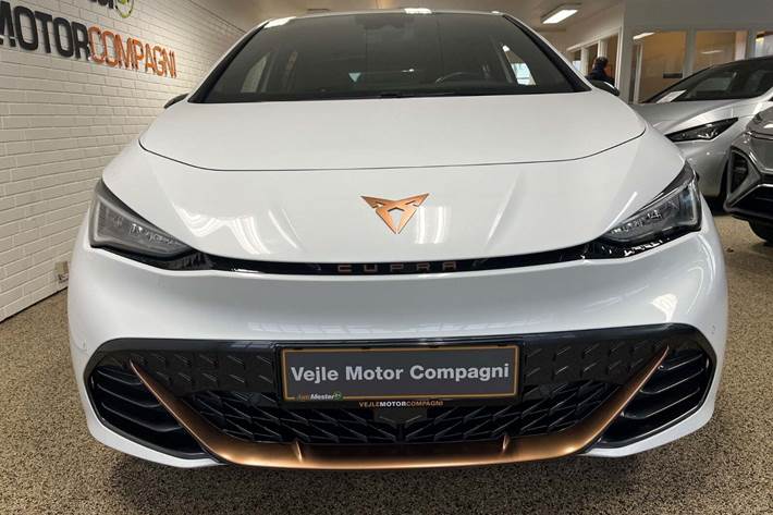 Hvid Cupra Born fra 2022