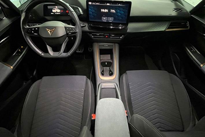 Hvid Cupra Born fra 2022