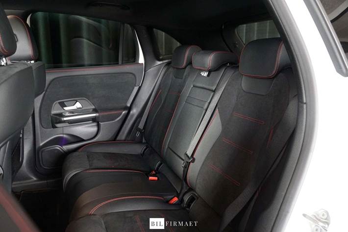 Hvid Mercedes EQA250 fra 2022