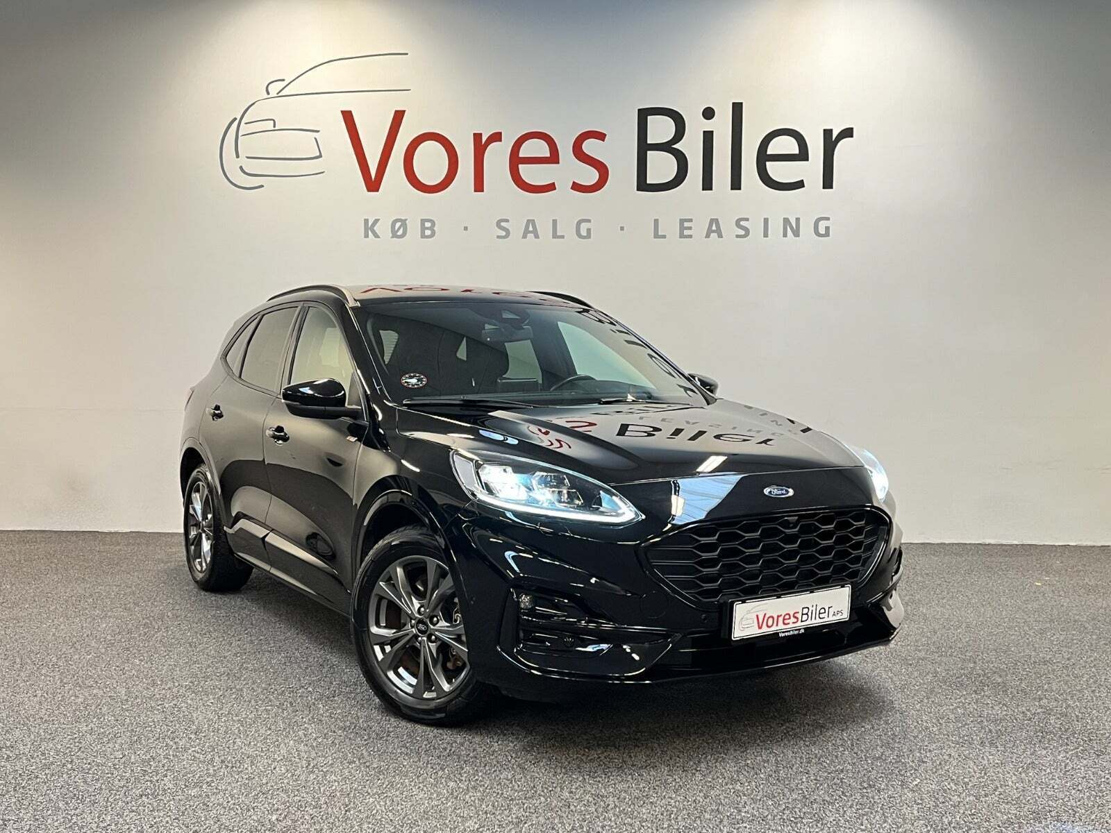 Ford Kuga 2,5 PHEV ST-Line X CVT