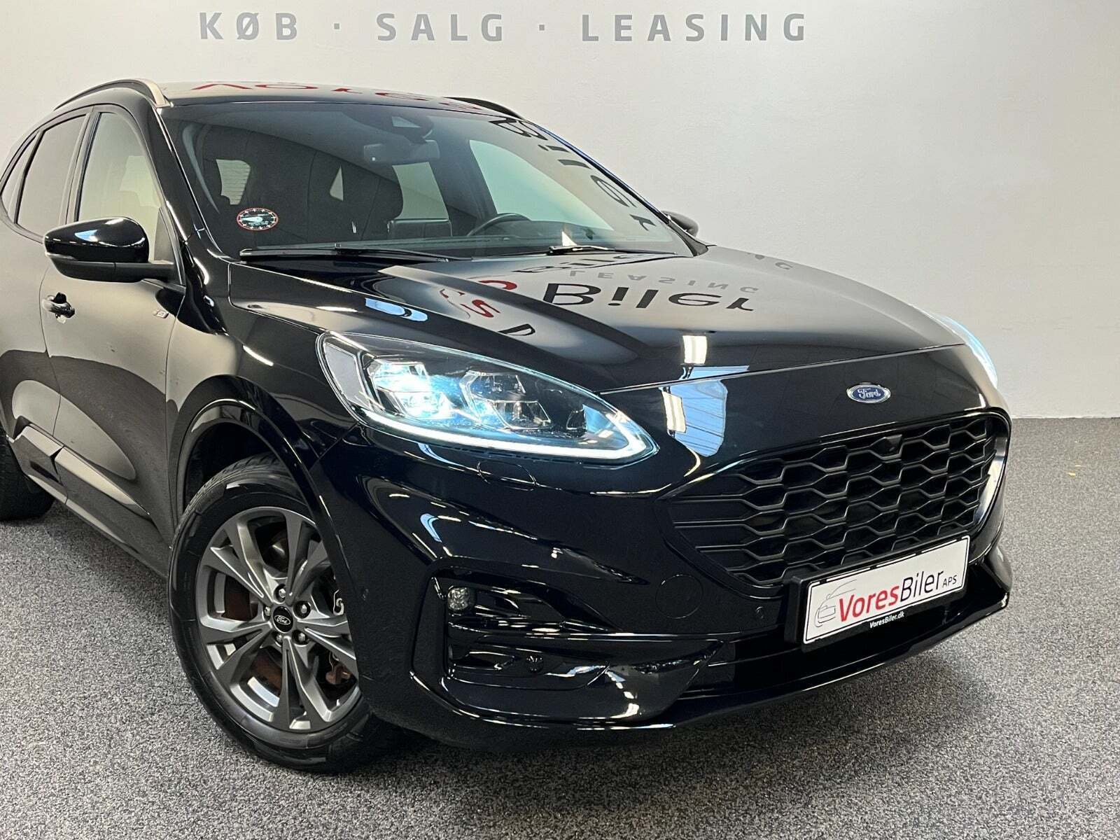 Ford Kuga 2,5 PHEV ST-Line X CVT