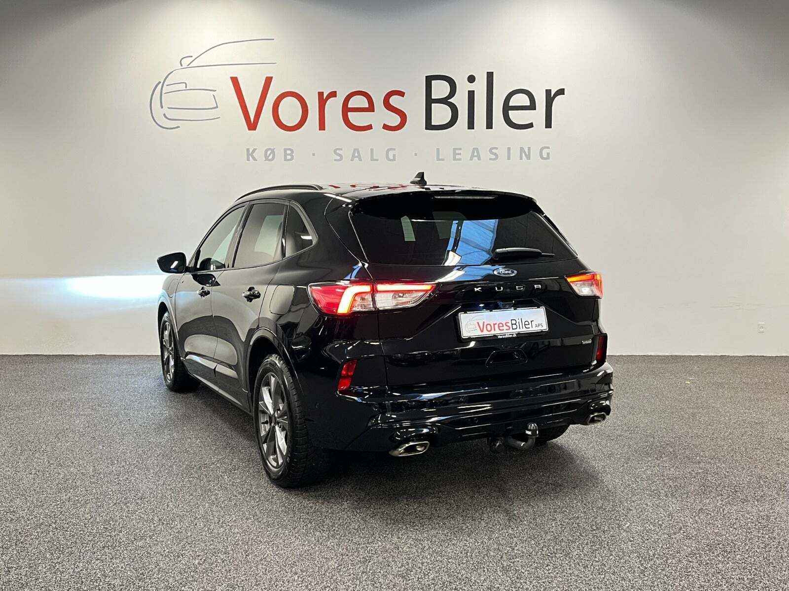 Ford Kuga 2,5 PHEV ST-Line X CVT