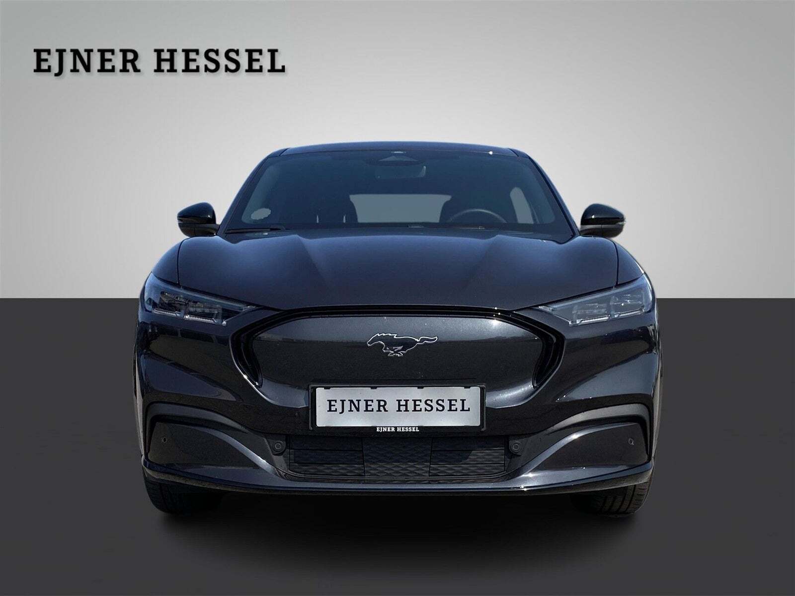 Grå Ford Mustang Mach-E fra 2022