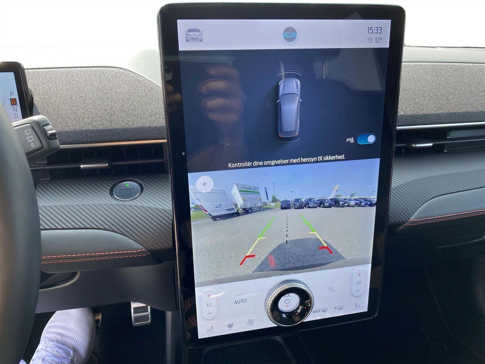 Grå Ford Mustang Mach-E fra 2022