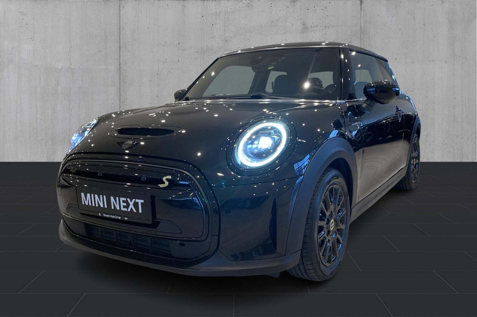 Mini Cooper SE Classic Trim