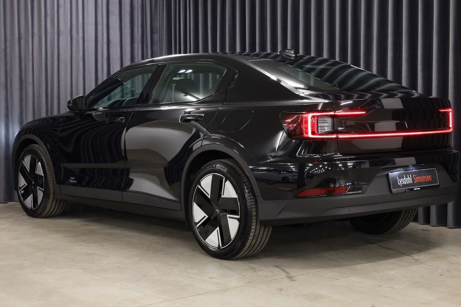 Polestar 2 Long Range