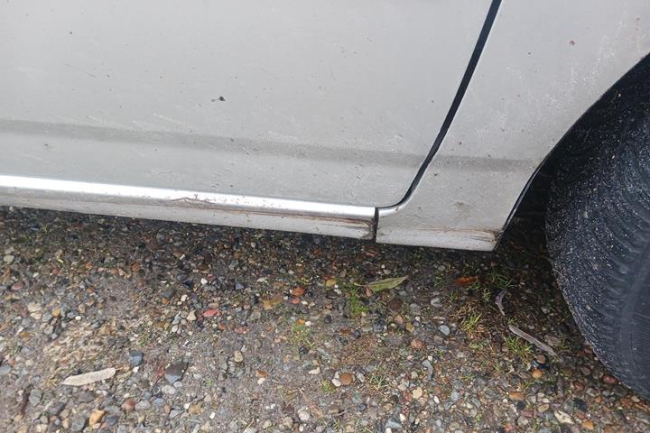 Grå Toyota Corolla fra 2006