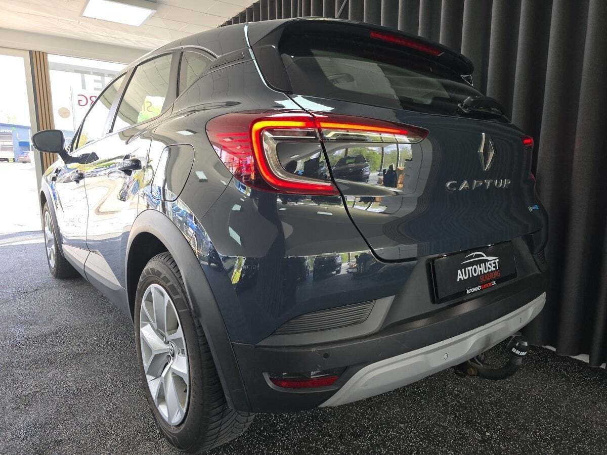 Renault Captur 1,6 E-Tech Zen