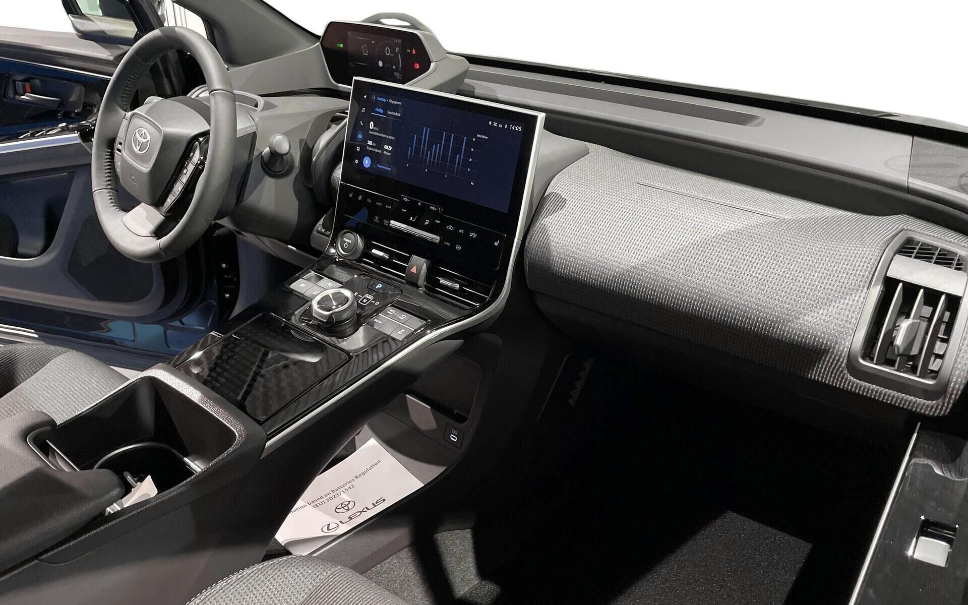 Sort Toyota BZ4X fra 2025