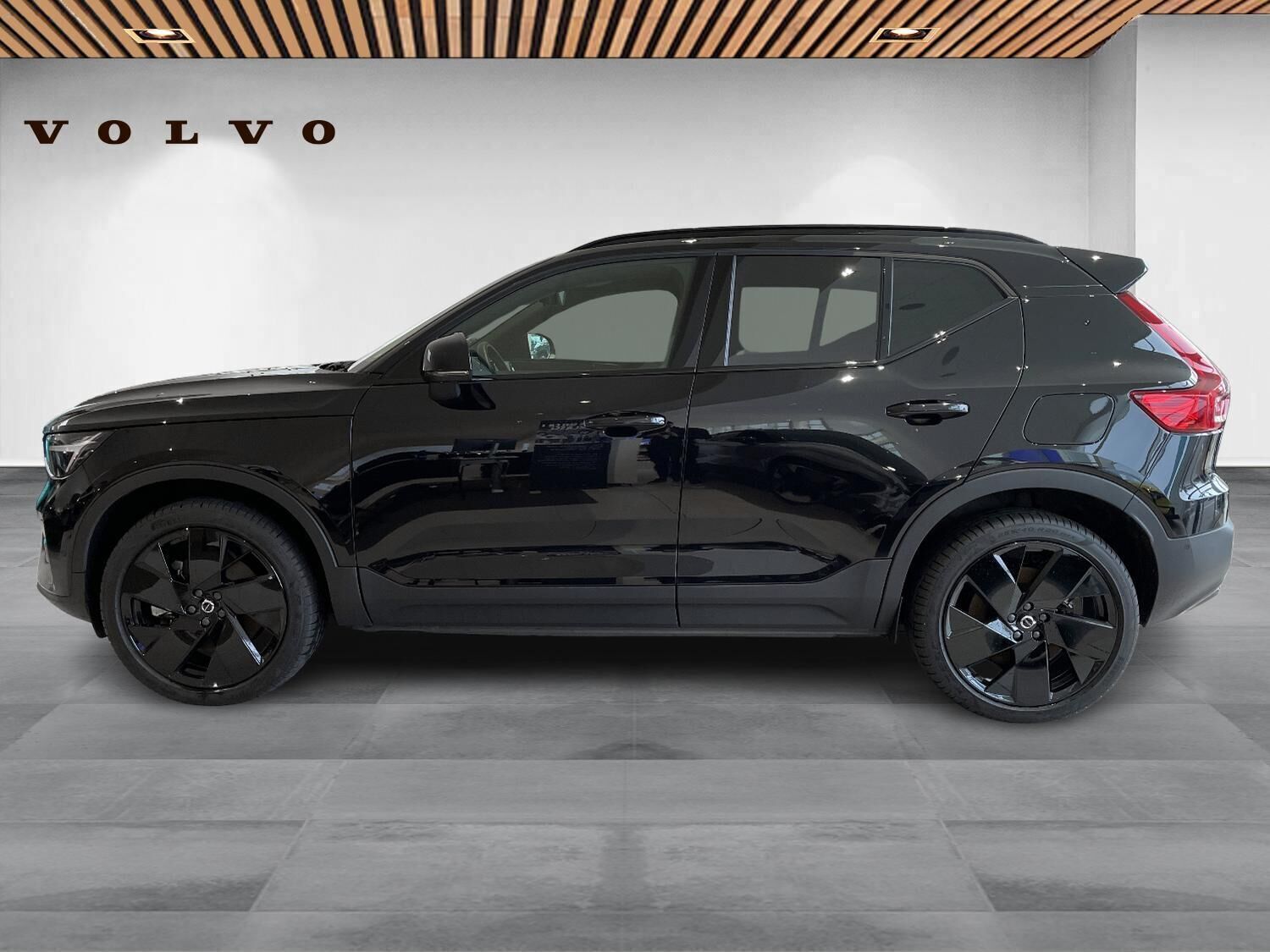 Volvo EX40 Single Motor Extended Range Black Edition 252HK 5d Aut.