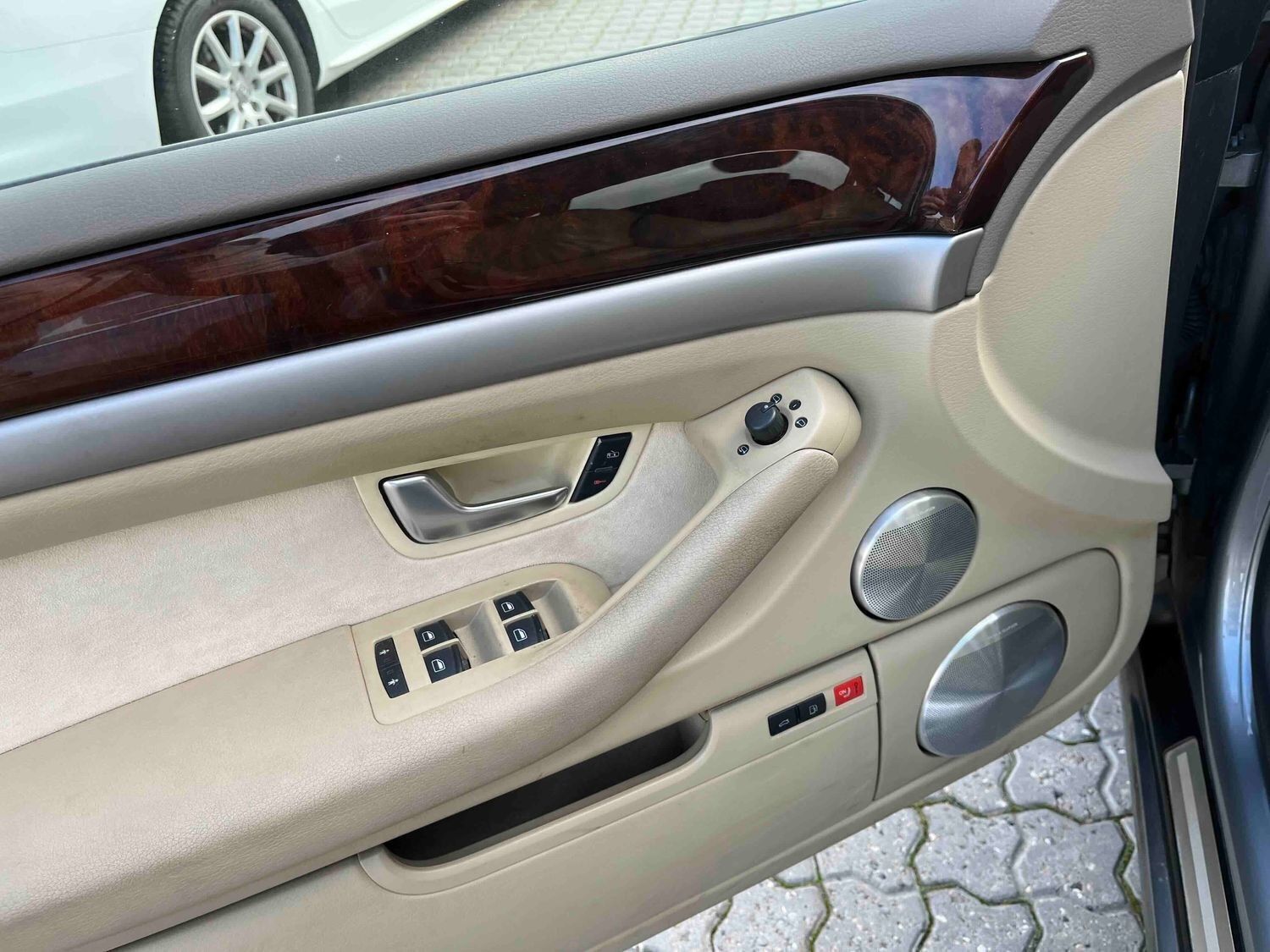 Audi A8 4,2 TDI Quattro 326HK 6g Aut.