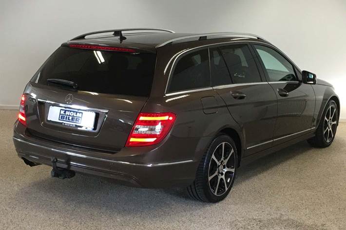 Brun Mercedes C200 fra 2013