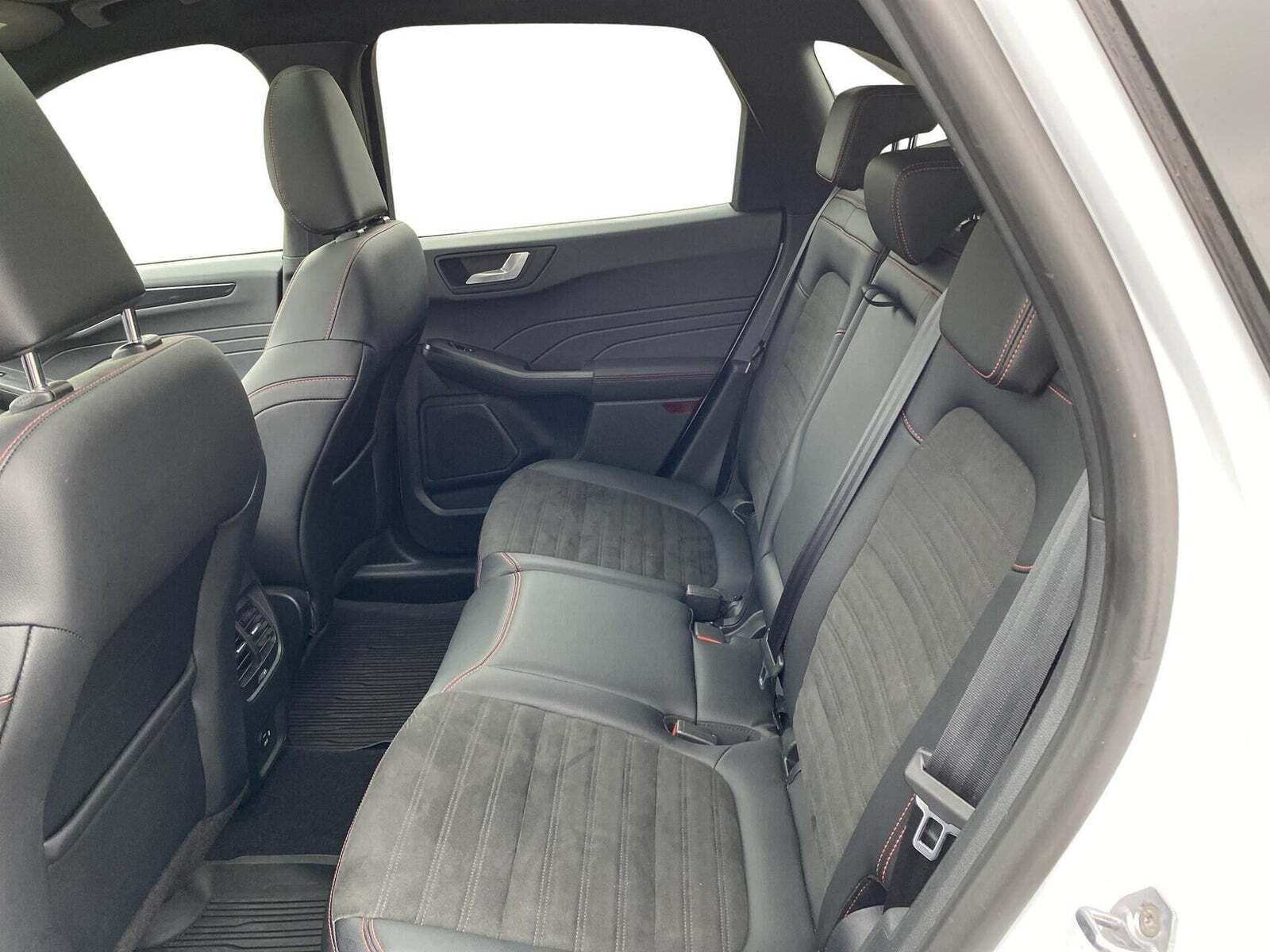 Ford Kuga 2,5 PHEV ST-Line X CVT