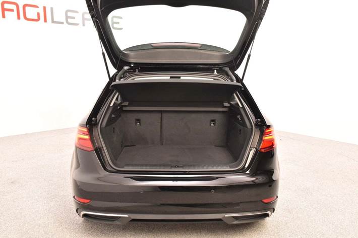 Sort Audi A3 fra 2018