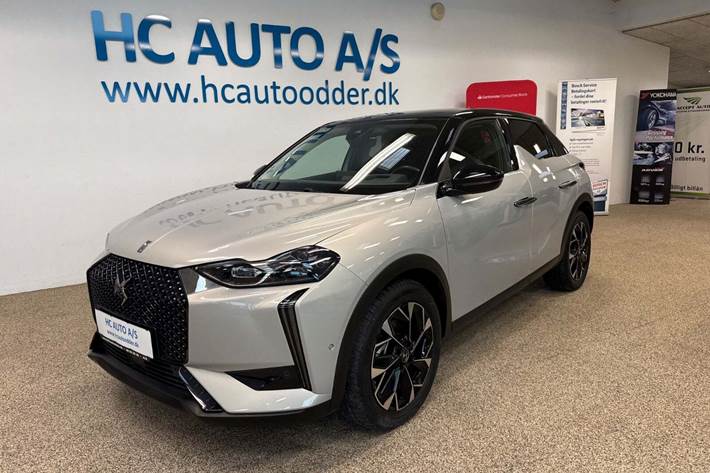 Beige DS DS 3 CrossBack fra 2023 set udefra