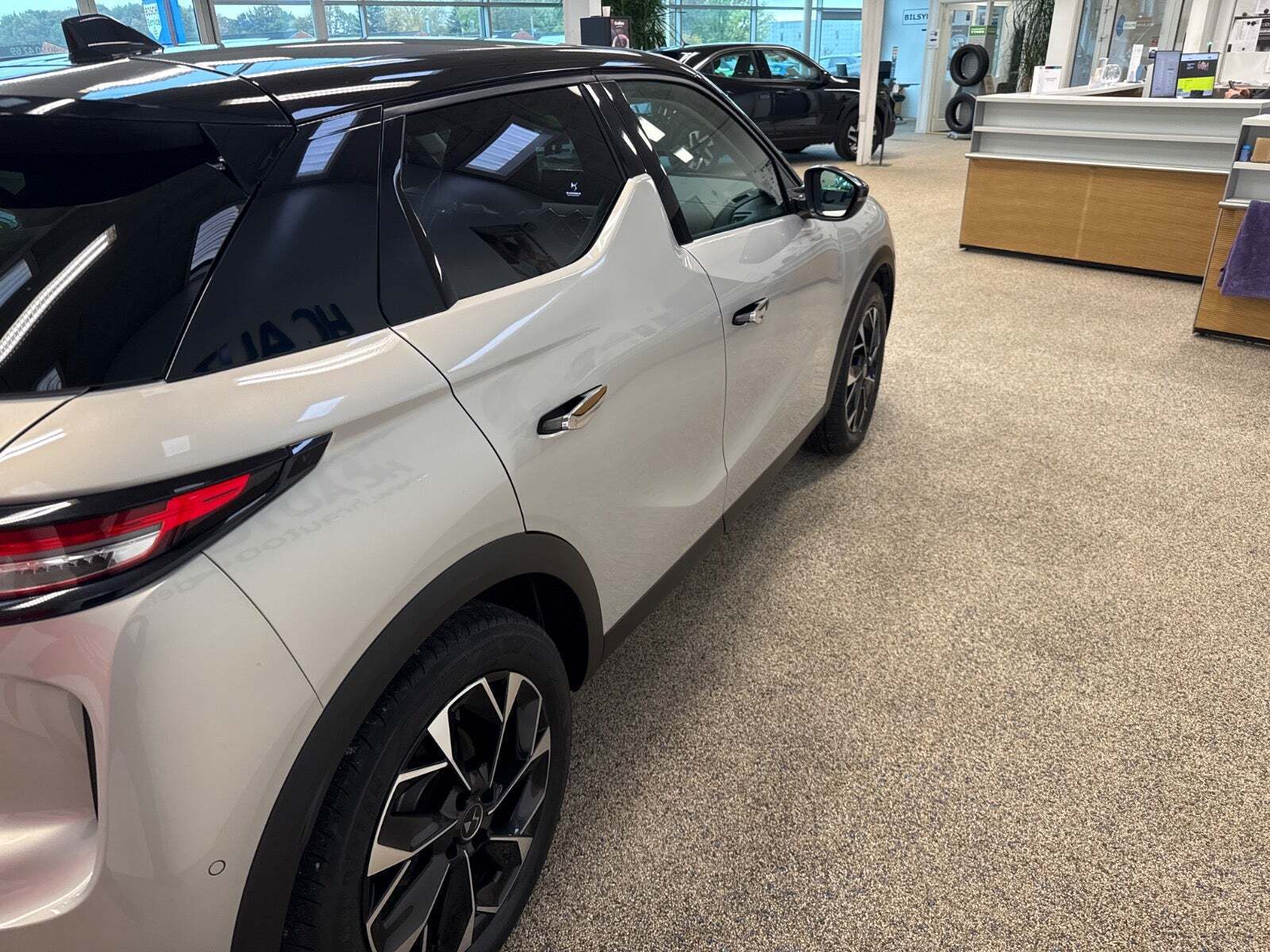 DS DS 3 CrossBack 54 E-Tense Opera