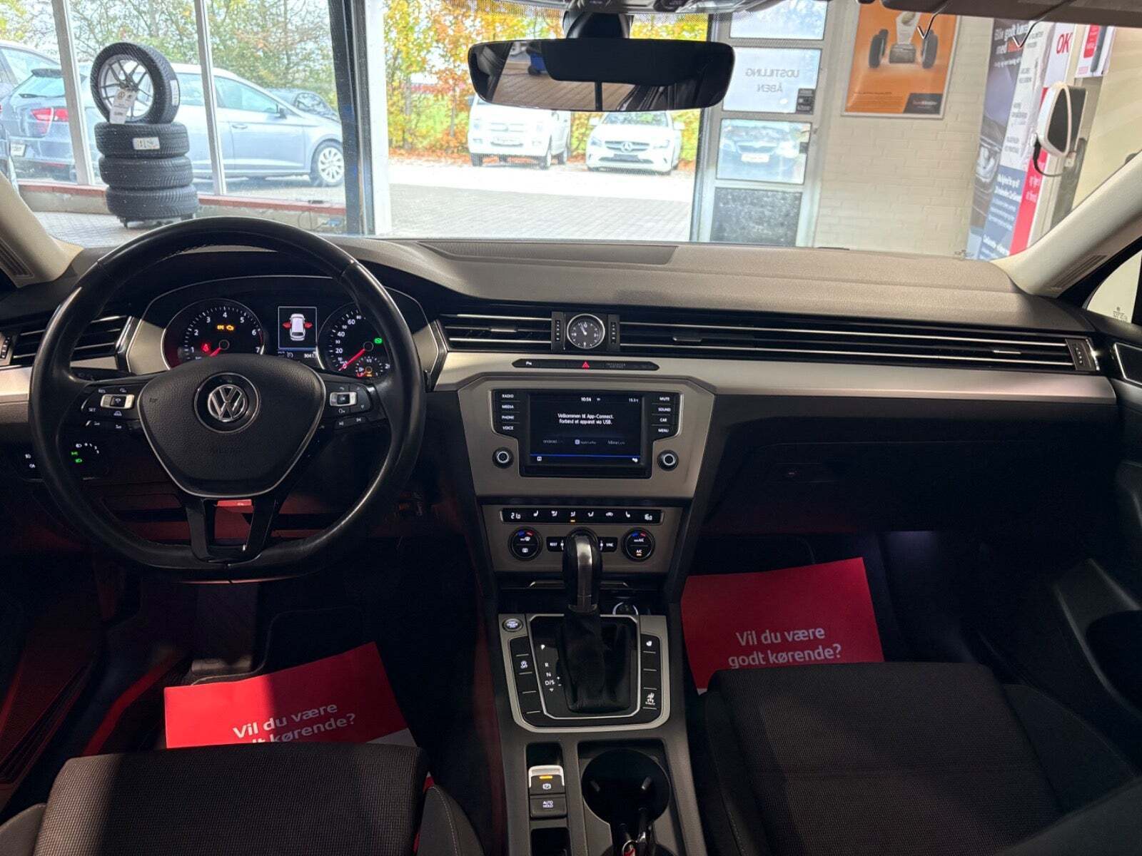 Brun VW Passat fra 2017