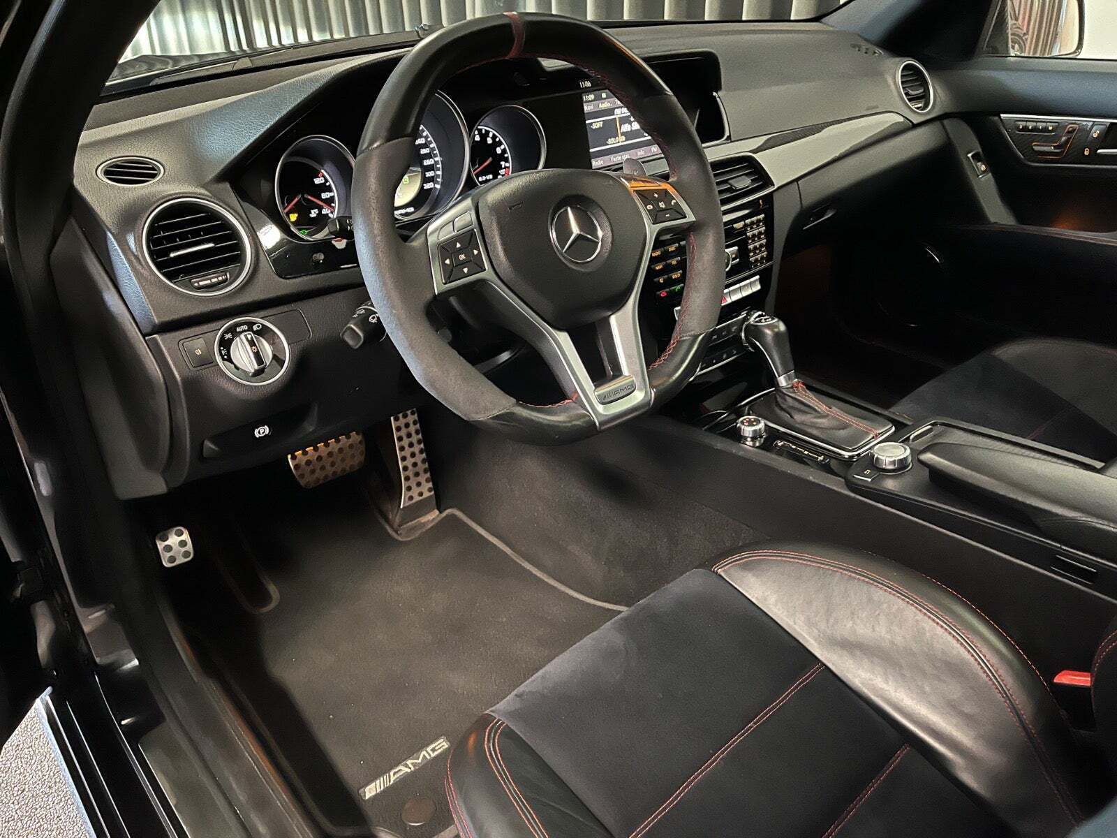 Mercedes C63 6,3 AMG Performance aut.