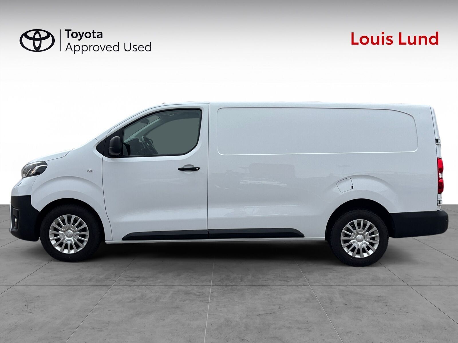 Hvid Toyota ProAce fra 2022