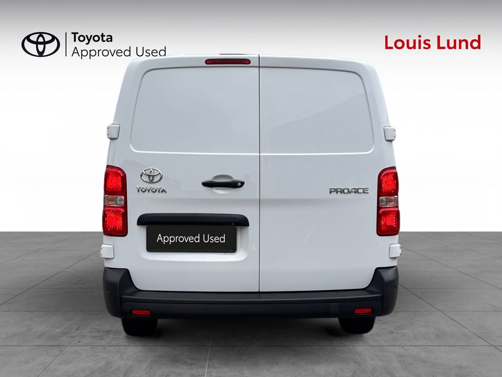 Hvid Toyota ProAce fra 2022