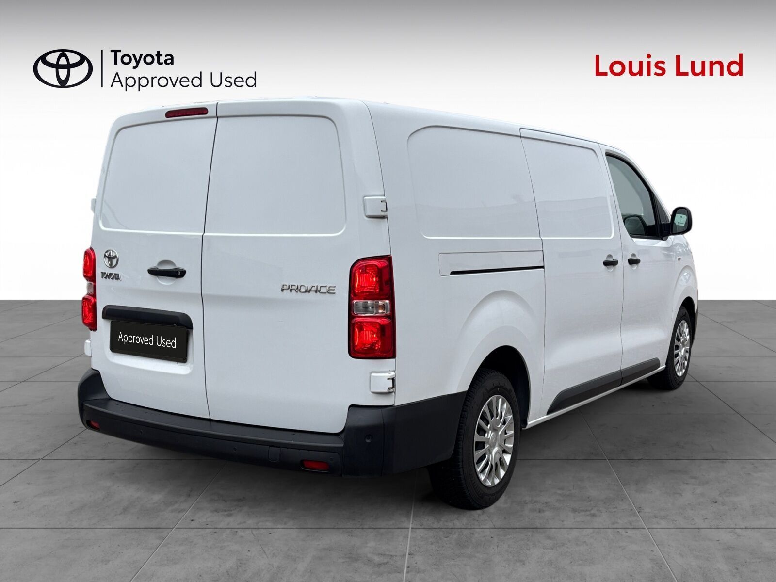 Hvid Toyota ProAce fra 2022