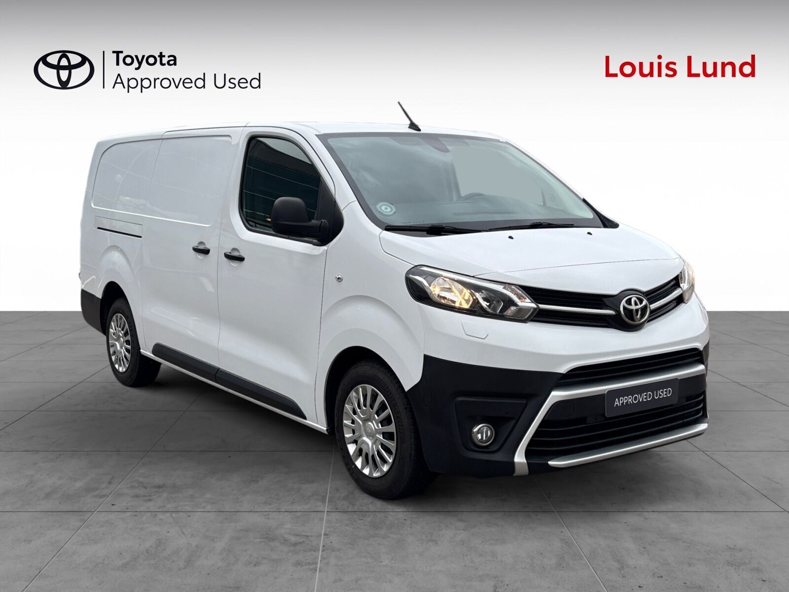 Hvid Toyota ProAce fra 2022
