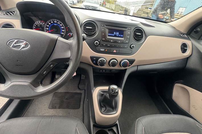 undefined Hyundai i10 fra 2015