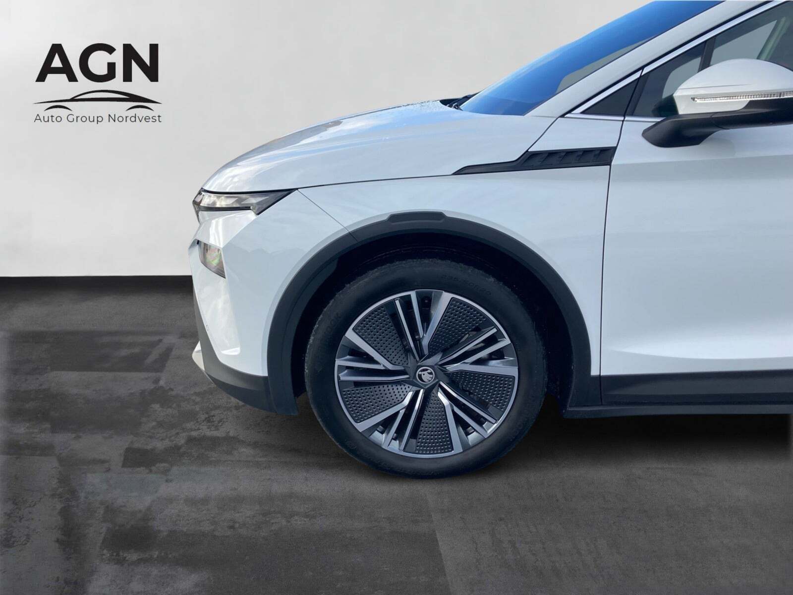 Hvid Skoda Elroq fra 2025