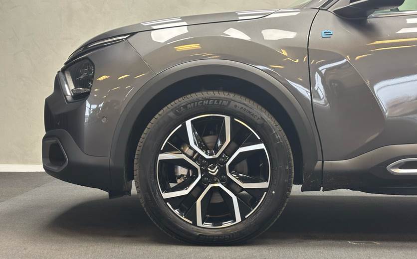 Citroën ë-C4 X