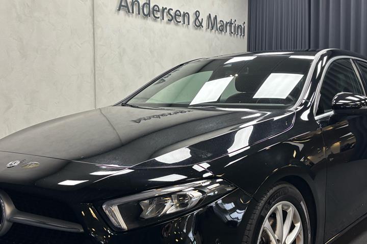 Sort Mercedes A200 fra 2018