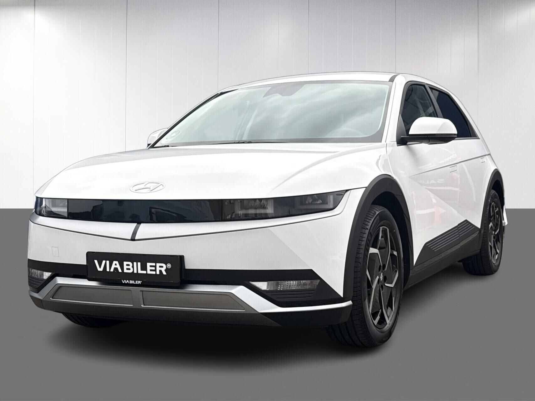 Hyundai Ioniq 5 Electric 77,4 kWh Essential 229HK 5d Aut.