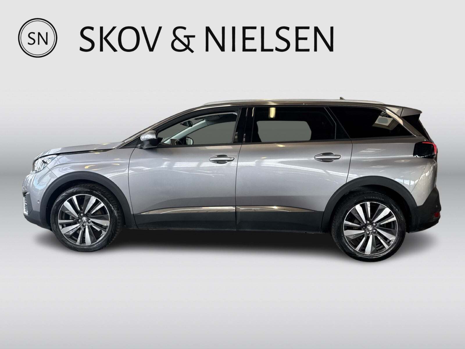 Peugeot 5008 1,6 BlueHDi 120 Allure 7prs