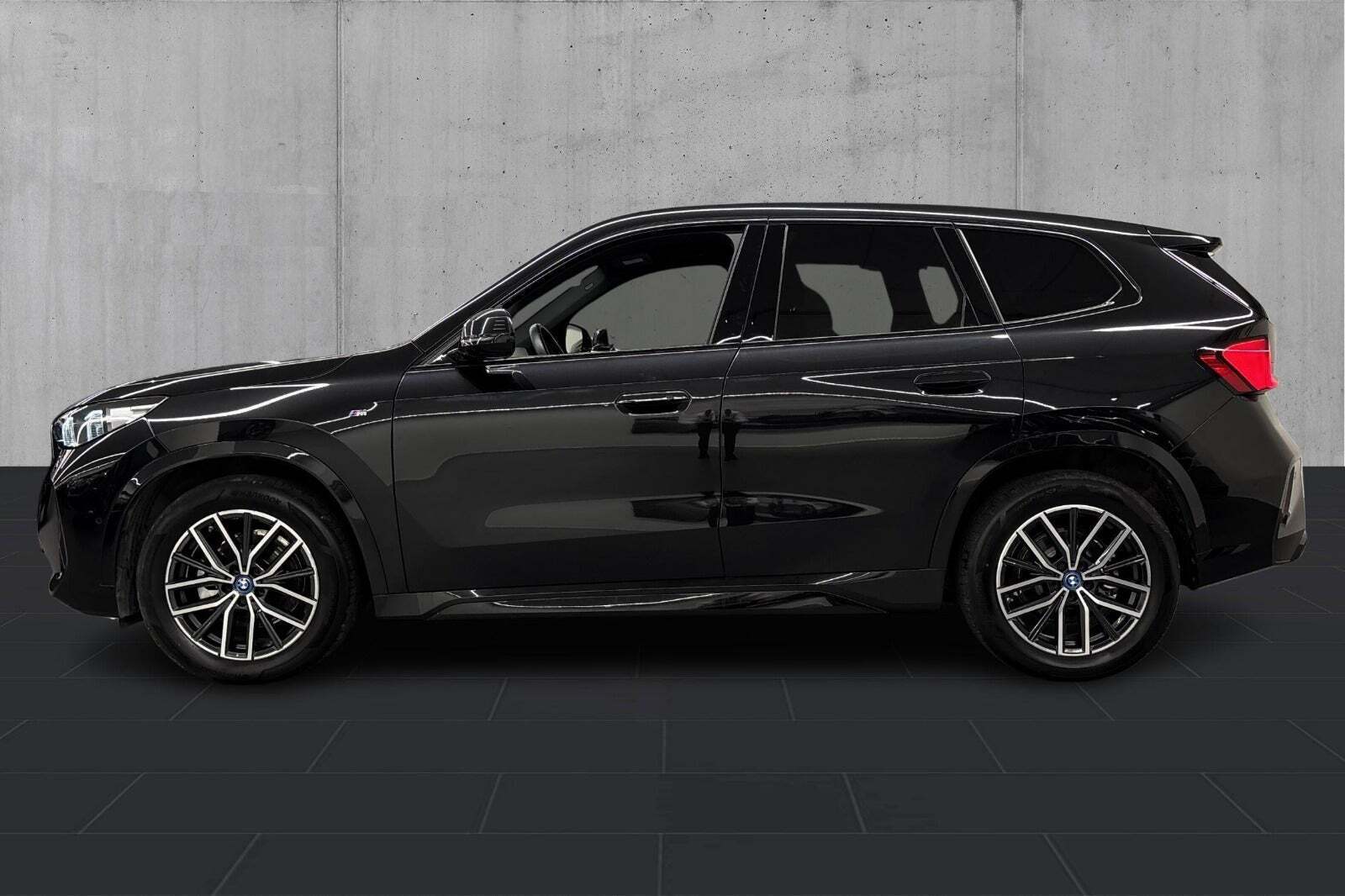 BMW iX1 eDrive20 M-Sport